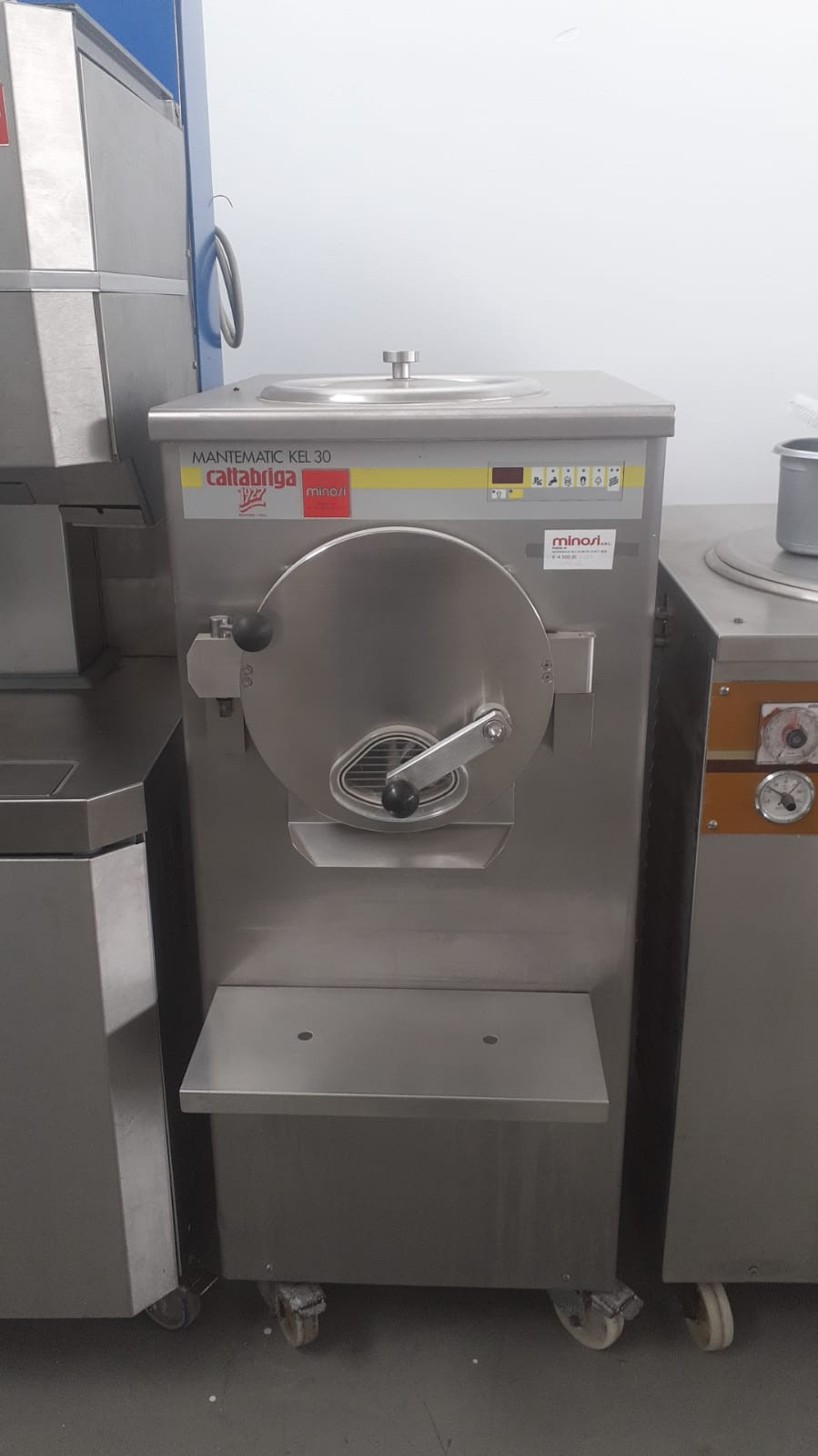 forni a gas professionali: forno pasticceria Lainox Aroma